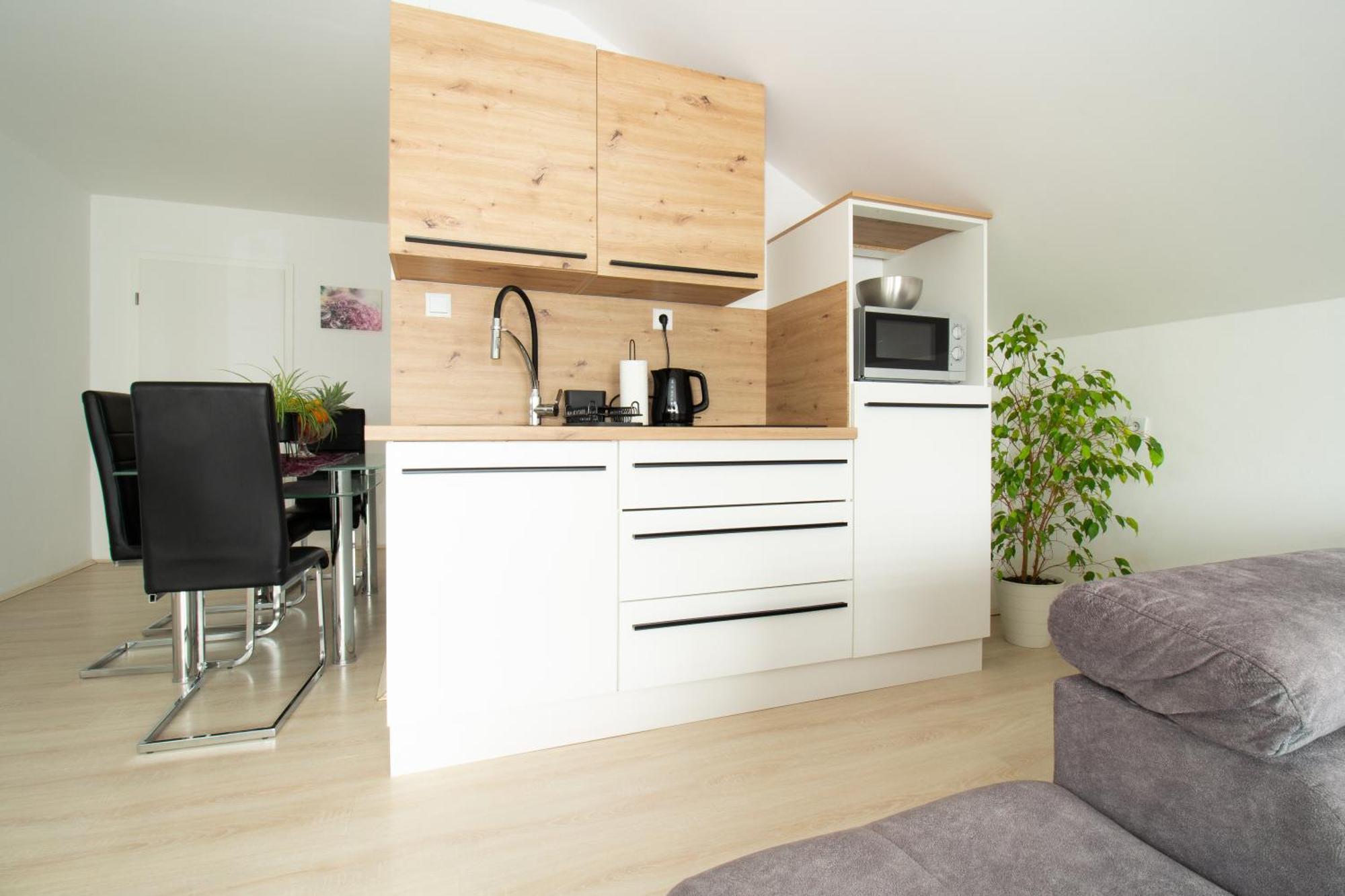 Apartman Keti Donja Lomnica Exteriér fotografie
