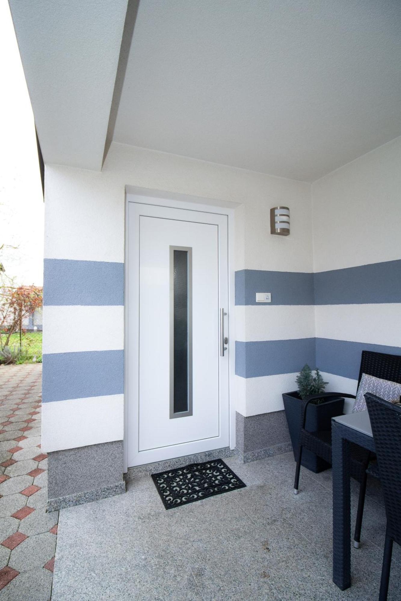 Apartman Keti Donja Lomnica Exteriér fotografie